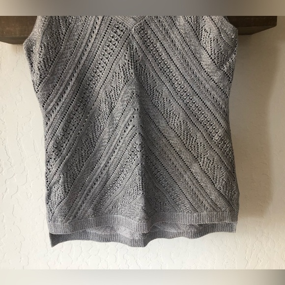 WHBM|Gray Silver thread Knit VEST, size medium, NWT•••Sleeveless sweater tank - Picture 8 of 16